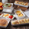 White Cardboard Disposable Pastry Box Sandwich Cake Box